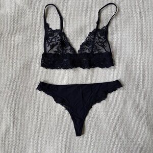 La Perla Dark Blue Lace Bra Set Size 34B Small